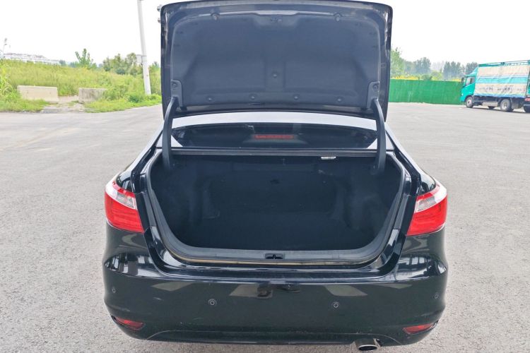 长安 睿骋 2017款 1.5T 自动智享版尊驰型局部细节23