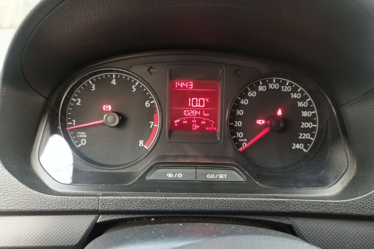 大众 捷达 2015款 质惠版 1.6L 手动时尚型中控内饰14