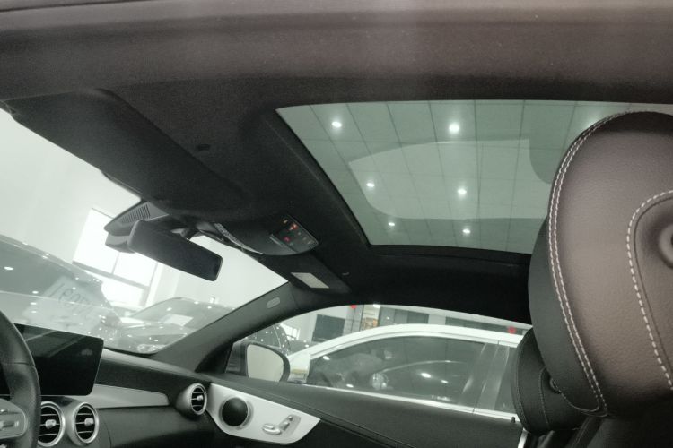 奔驰C级(进口) 2020款 C 260 轿跑车中控内饰22