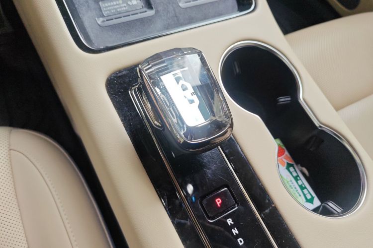 鸿蒙智行 问界M5 2023款 增程四驱智驾版中控内饰18