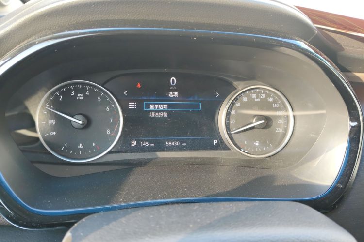 别克GL8 2023款 陆上公务舱 舒适型中控内饰14