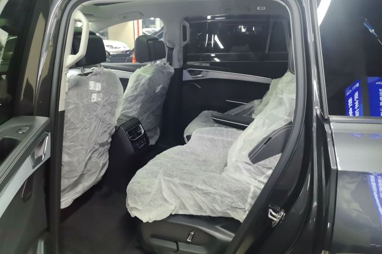 大众 揽境 2023款 改款 380TSI 四驱旗舰胜境版 6座中控内饰21