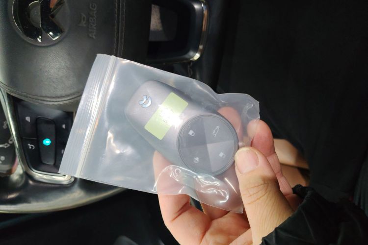 蔚来ES6 2020款 600KM 运动版中控内饰11