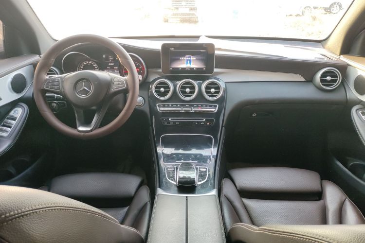 奔驰GLC 2018款 GLC 200 4MATIC中控内饰7002