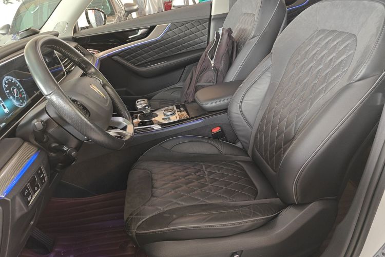 红旗HS5 2019款 2.0T 智联旗享版中控内饰19