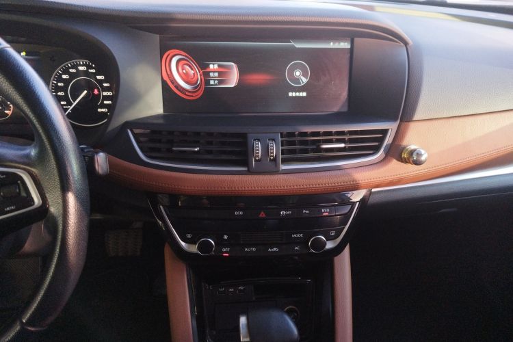 宝沃BX7 2016款 28T 两驱豪华版 5座中控内饰16