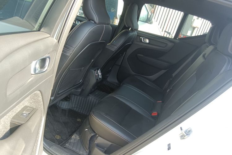 沃尔沃XC40新能源 2021款 P8 纯电 四驱智雅运动版中控内饰7004