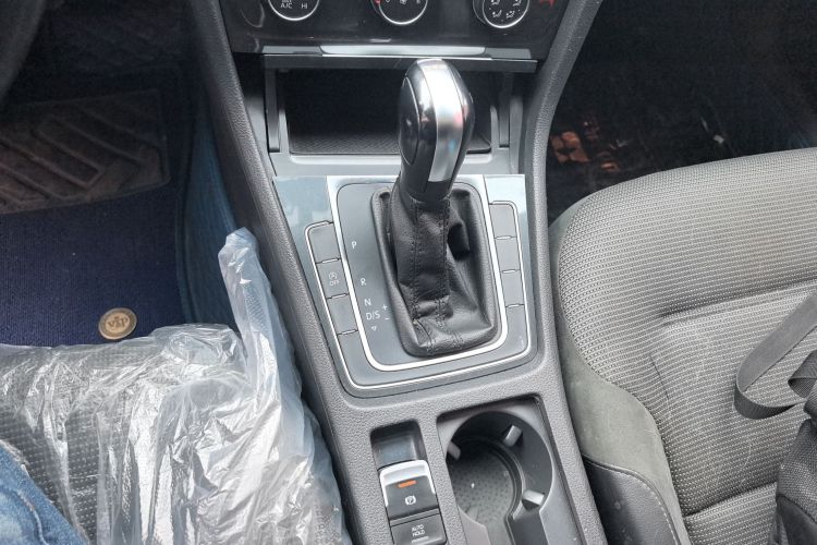 大众 高尔夫 2020款 280TSI DSG舒适型中控内饰18