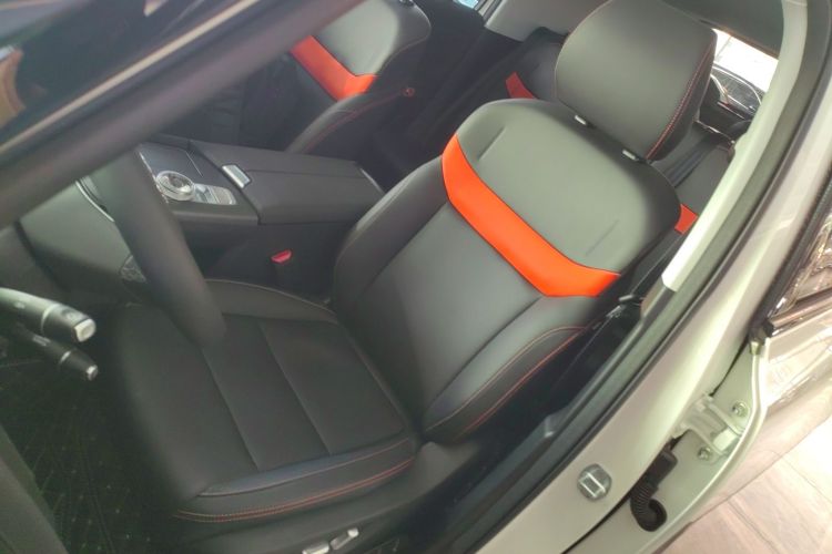 北京越野 北京BJ30 2026款 旅行家 1.5T DCT两驱进阶版中控内饰19