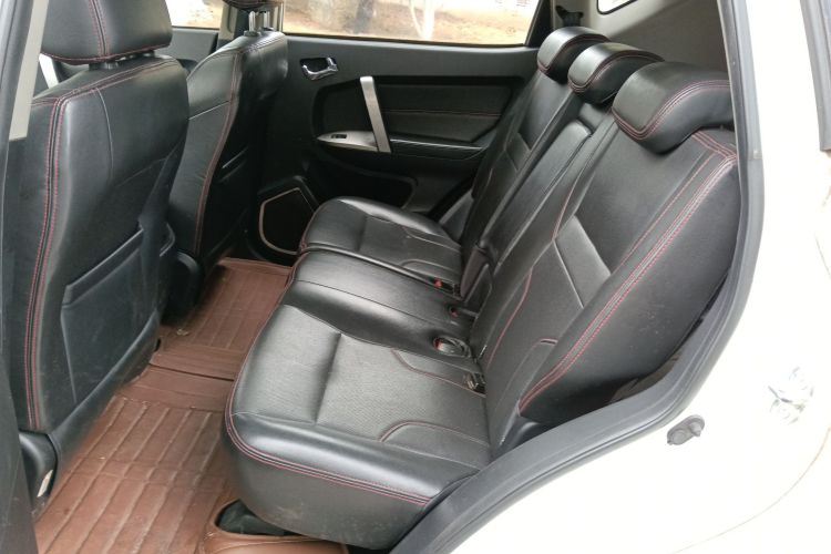 吉利汽车 吉利GX7 2015款 经典版 1.8L 手动精英型 国V中控内饰21