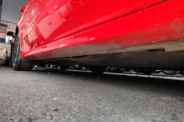 福特 福克斯 2020款 三厢 EcoBoost 180 自动ST Line局部细节9001