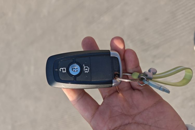 福特 锐际 2024款 EcoBoost 245 两驱耀享款中控内饰11