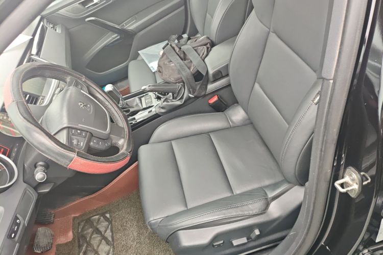 标致508 2013款 2.0L 两周年纪念 自动智享版局部细节19