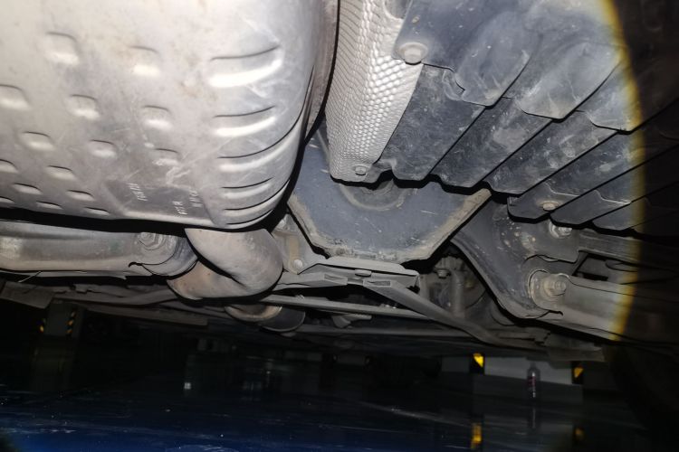 宝马X1 2014款 sDrive18i 领先型局部细节9009