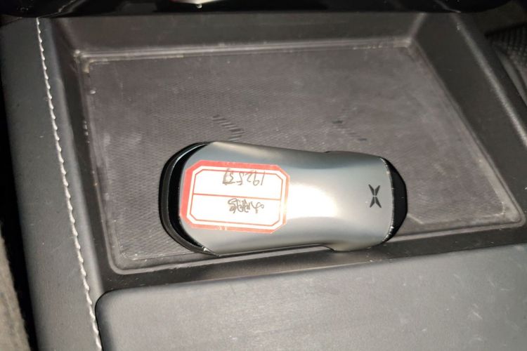 小鹏G3 2022款 G3i 460N中控内饰11