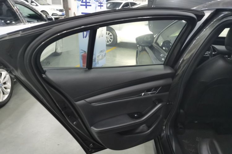 马自达3 昂克赛拉 2021款 2.0L 自动质雅版中控内饰7008