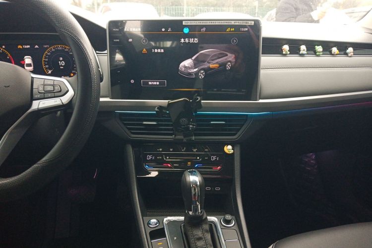 大众 宝来 2023款 300TSI DSG尊行版中控内饰16