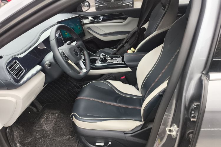 比亚迪 秦PLUS 2021款 DM-i 55KM 旗舰型中控内饰19