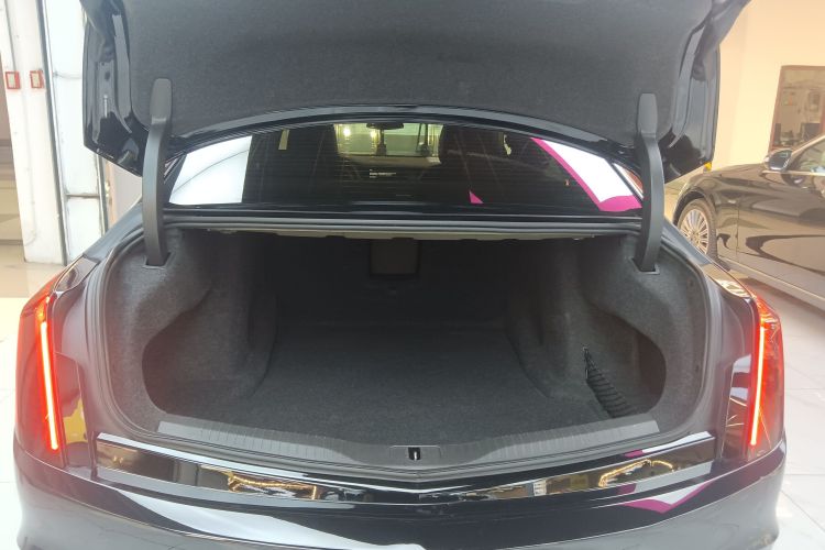 凯迪拉克CT6 2022款 28T 豪华型局部细节23