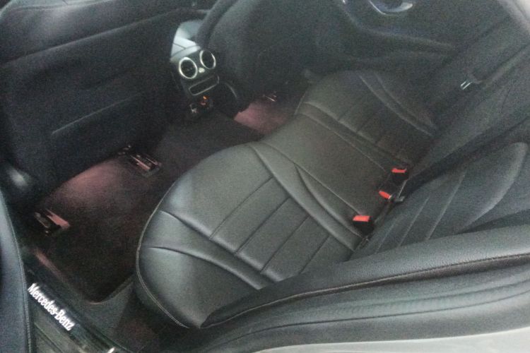 奔驰C级 2021款 C 200 L 时尚型运动版中控内饰7004