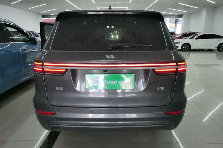理想汽车 理想ONE 2020款 增程6座版车身外观6