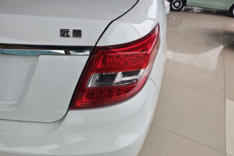 吉利汽车 远景 2017款 1.5L 自动幸福版车身外观9