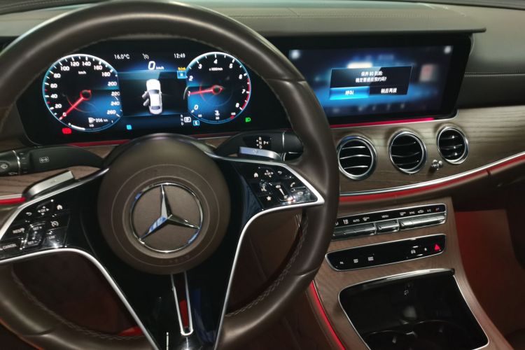 奔驰E级 2023款 改款 E 300 L 豪华型局部细节18