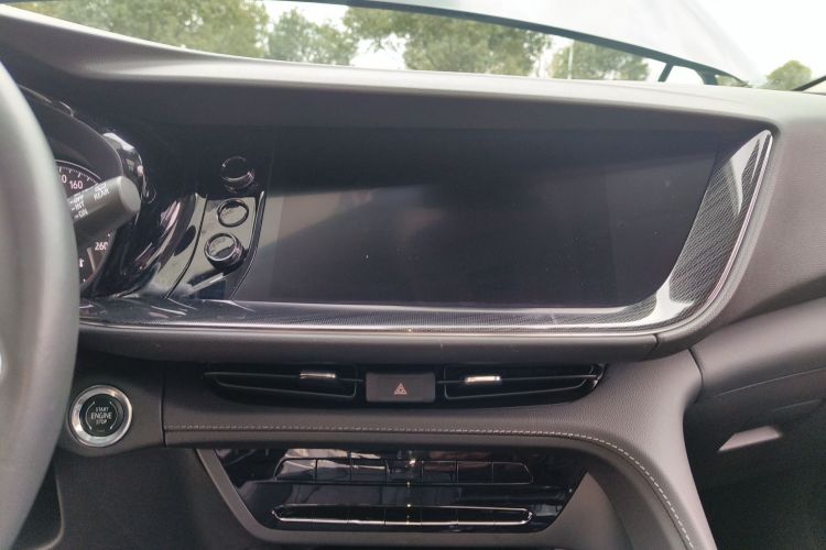 别克 2023款 昂科威S 552T 两驱豪华型中控内饰16