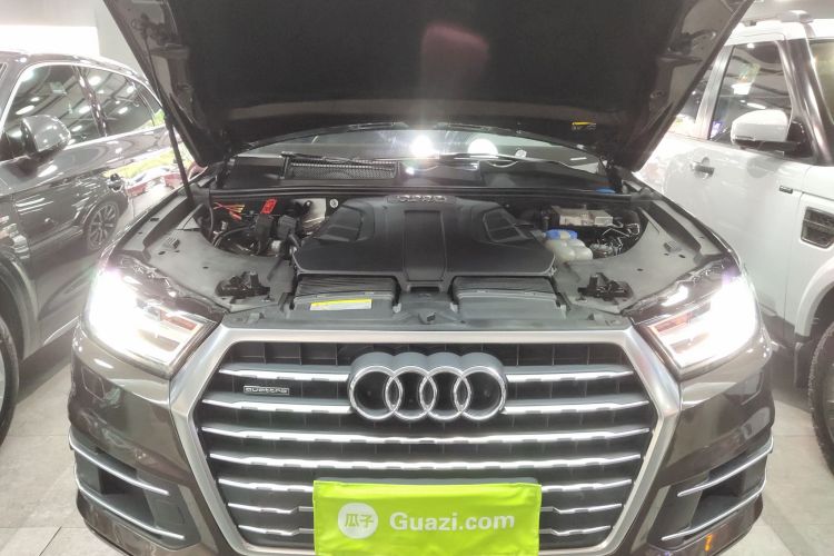 奥迪Q7 2016款 45 TFSI 技术型机舱底盘24