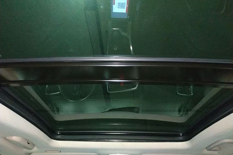 领克01 2017款 2.0T 四驱劲Pro版中控内饰22