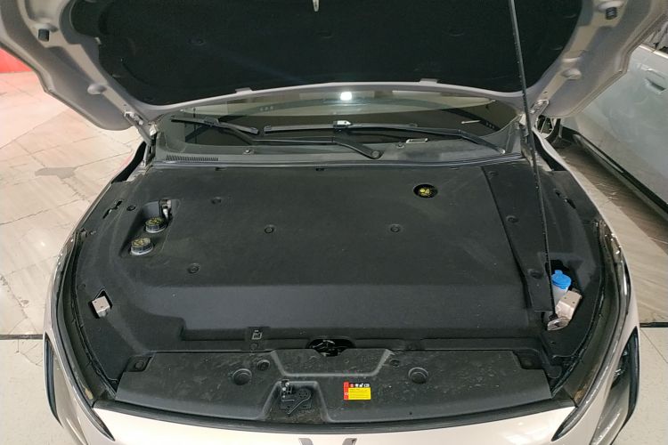 五菱汽车 五菱星光 2024款 共创版 510 进阶型机舱底盘24