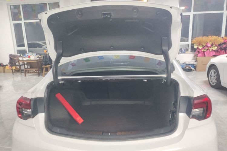 别克 君威 2017款 GS 28T 豪华型局部细节23