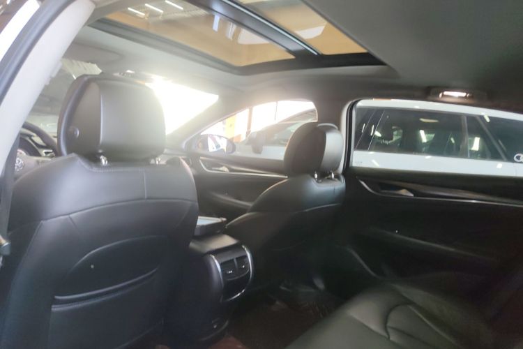 别克 君越 2020款 652T 豪华型中控内饰22