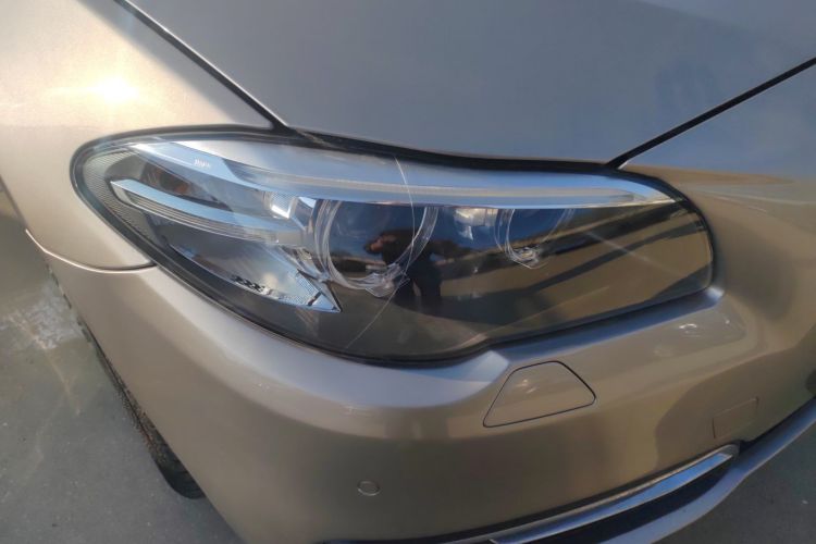 宝马5系 2014款 525Li 领先型车身外观8