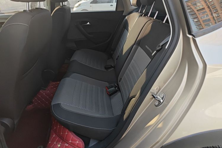 大众 2014款 1.6L Cross Polo 自动中控内饰7004