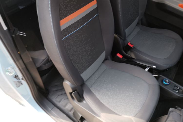 五菱汽车 宏光MINIEV 2022款 自在款 磷酸铁锂局部细节41