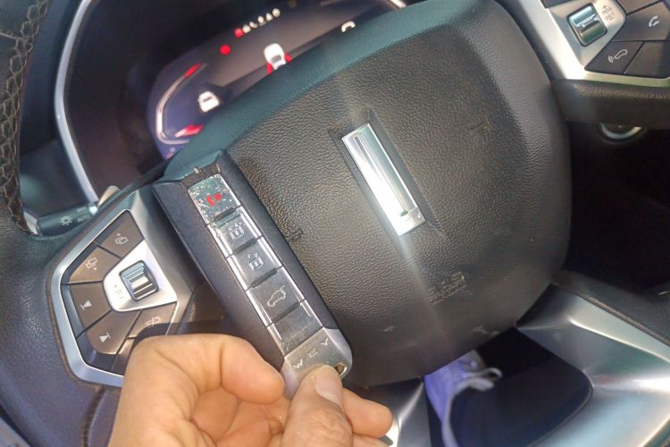 魏牌 VV6 2020款 2.0T 两驱智护+中控内饰11