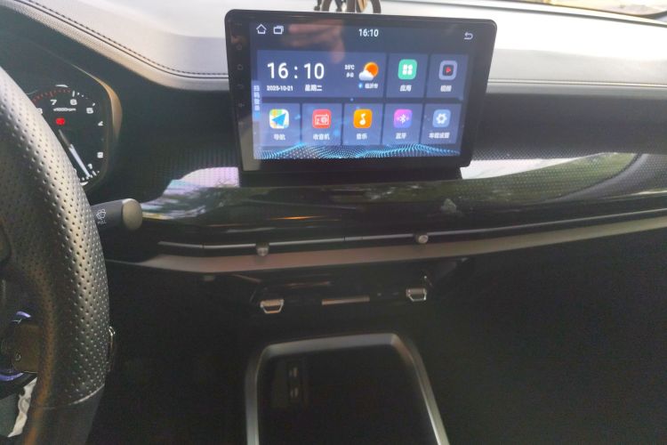 五菱汽车 五菱佳辰 2022款 1.5L 手动乐享精英型中控内饰16