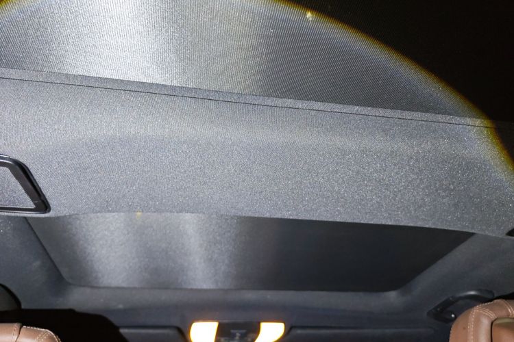 奔驰E级 2013款 E 260 L CGI时尚型局部细节22