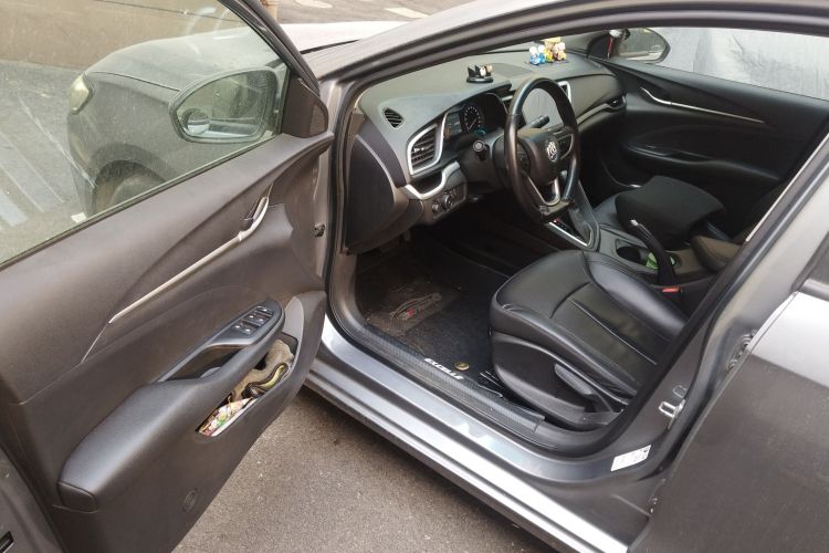 别克 英朗 2018款 18T 自动精英型中控内饰20