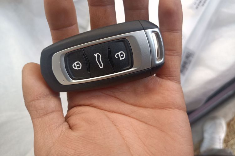 吉利银河 熊猫 2025款 210km 元气熊中控内饰11