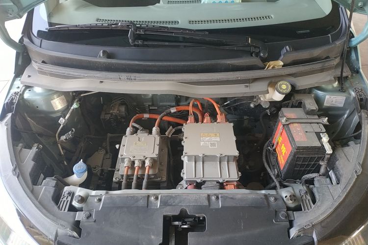 江铃集团新能源 易至EV2 2024款 201km 舒适型机舱底盘24