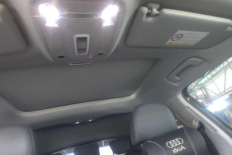 奥迪Q2L 2018款 35 TFSI 时尚致雅型 国V局部细节22