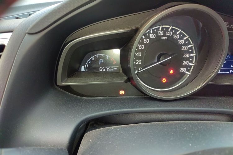 马自达CX-4 2018款 2.0L 自动两驱蓝天品位升级版 国VI中控内饰15