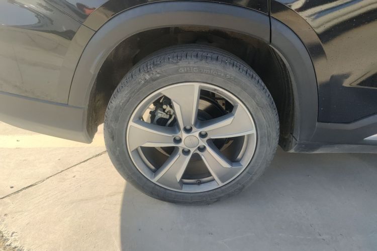 吉利汽车 豪越L 2023款 2.0T DCT尊贵型车身外观6008