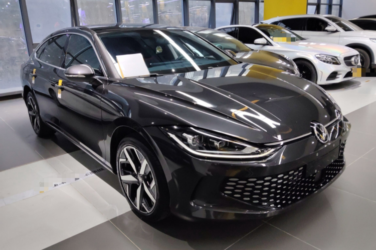 大众 2025款 凌渡L 280TSI DSG酷辣版车身外观6002