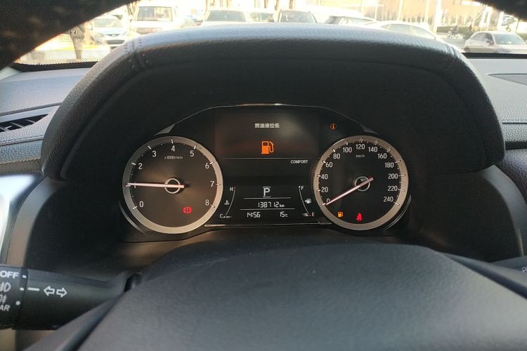 本田UR-V 2017款 370TURBO 四驱尊耀版 国V中控内饰14