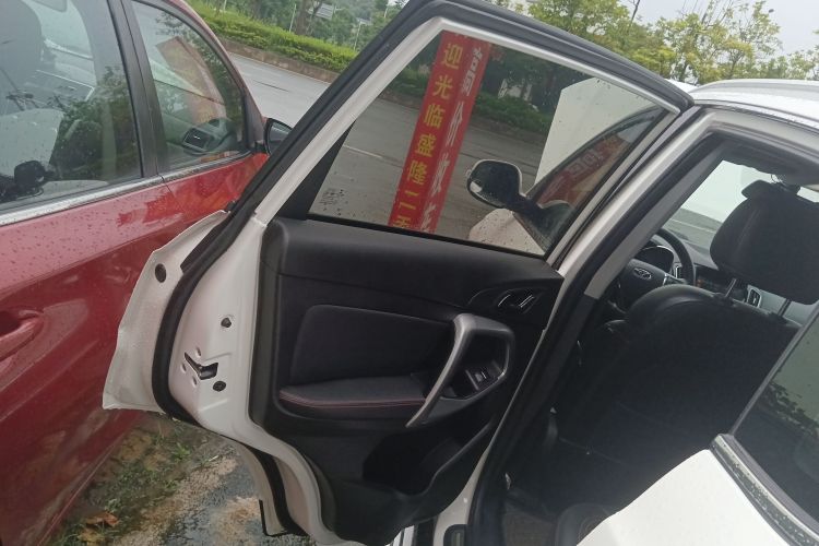 凯翼X5 2017款 1.5T CVT旗舰型中控内饰49