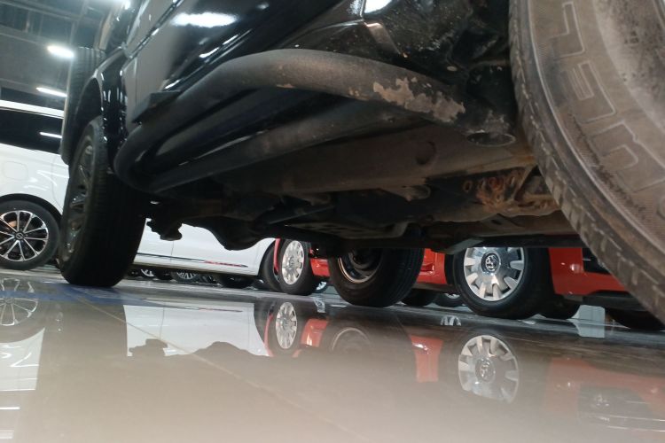 铃木 吉姆尼 2015款 1.3 AT JLX局部细节9001