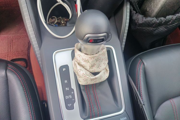 奥迪Q2L 2024款 35TFSI 进取动感型中控内饰18